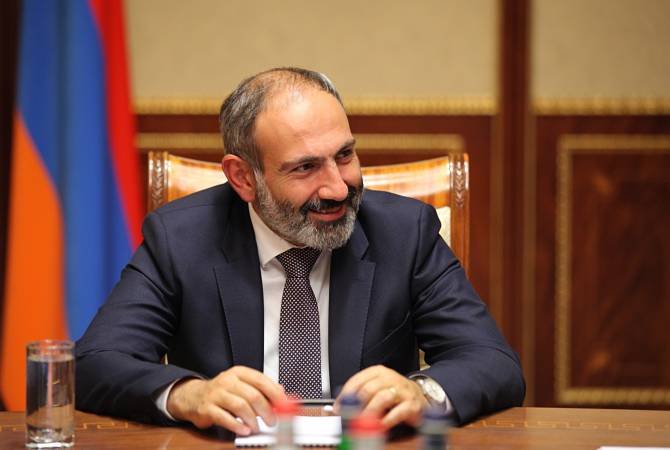 Paşinyan onları da özü ilə Brüsselə APARIB