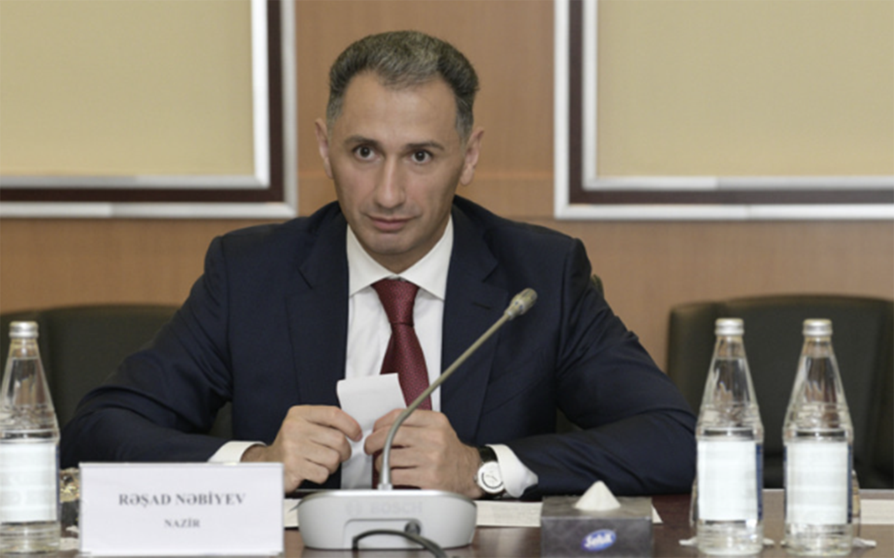 Nazir onlarla görüşdü