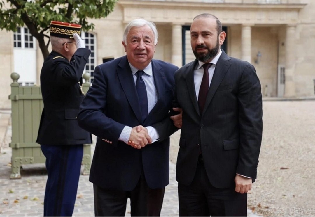 Mirzoyan Fransa Senatının sədri ilə Azərbaycanla sülhü müzakirə edib