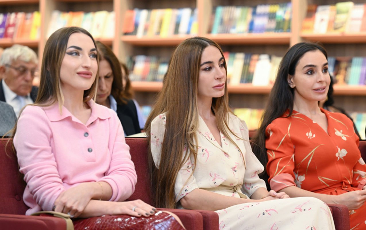"Azərbaycan dilini öyrənirik" kitabının təqdimat mərasimi keçirilib