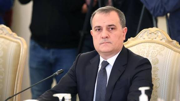 Ceyhun Bayramov Əlcəzairə getdi