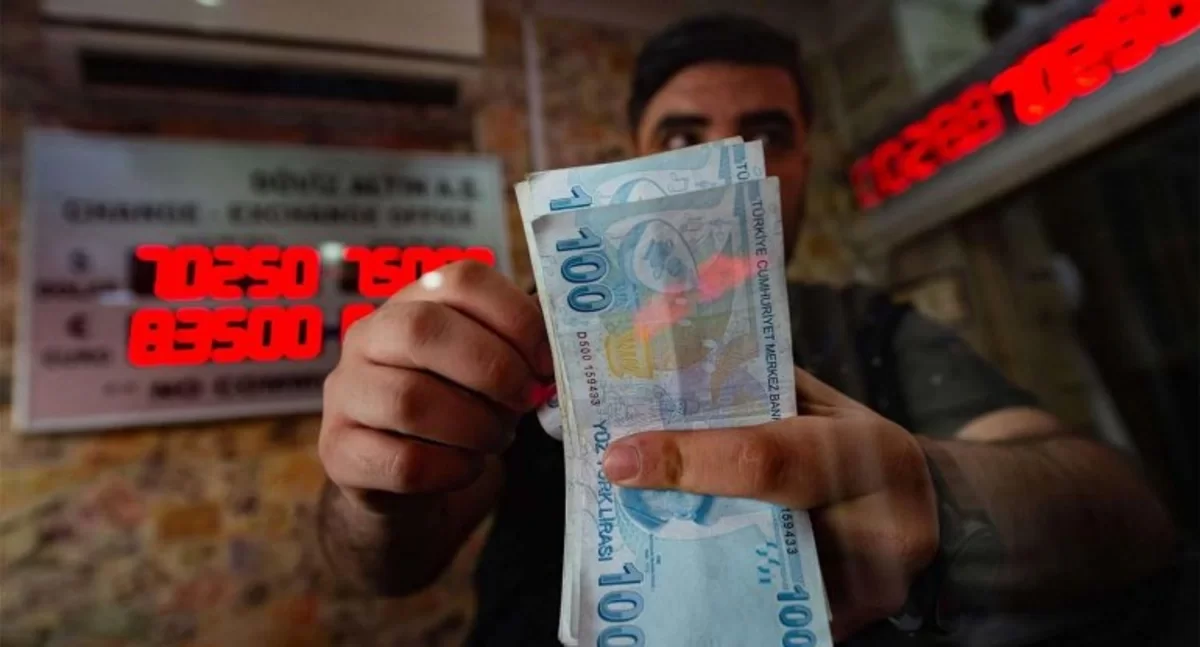 İlk dəfə manatın məzənnəsi 25 Türkiyə lirəsini keçdi