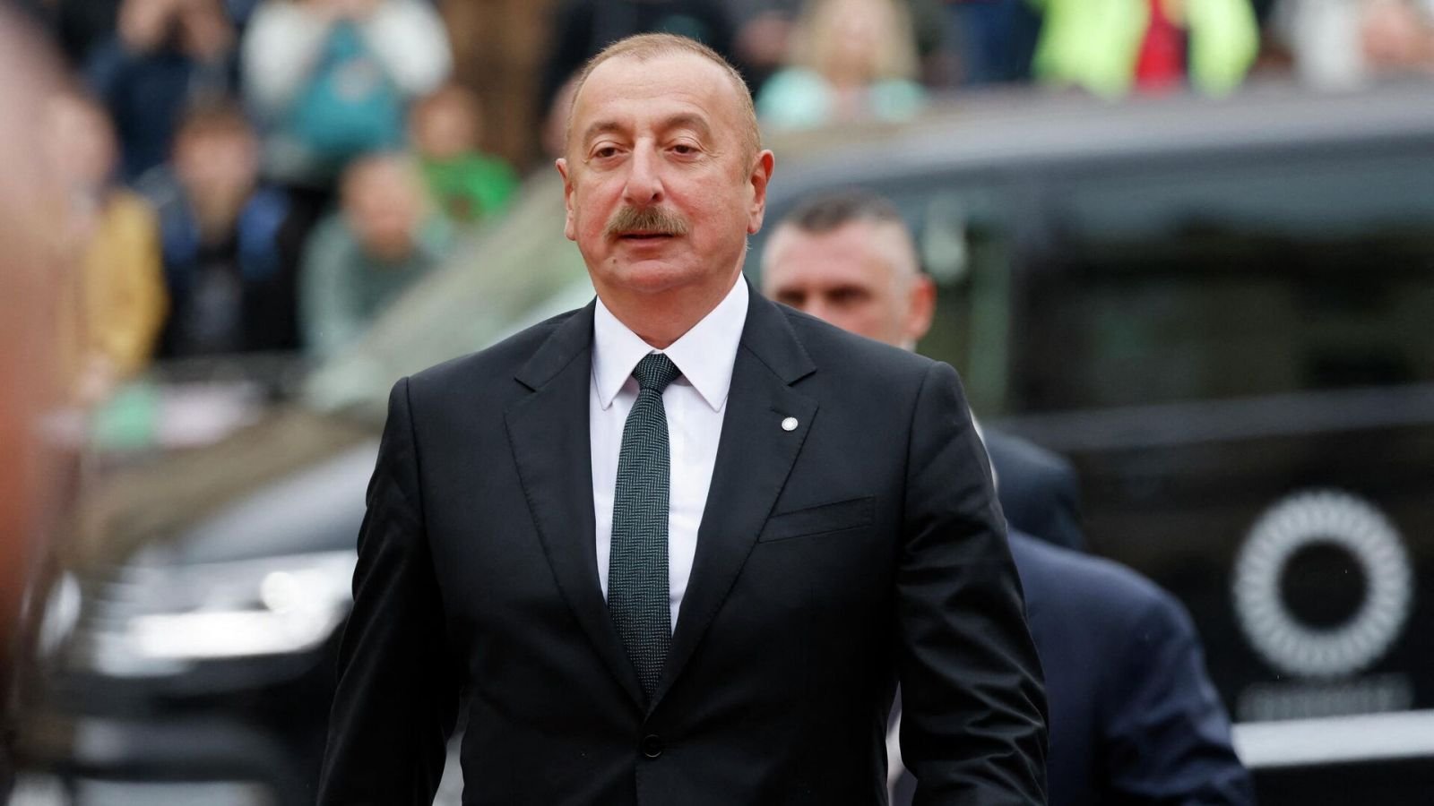 Prezidentin doğum günüdür...